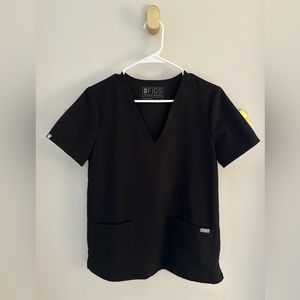 Figs Casma Three Pocket Scrub Top - Black - Size Small